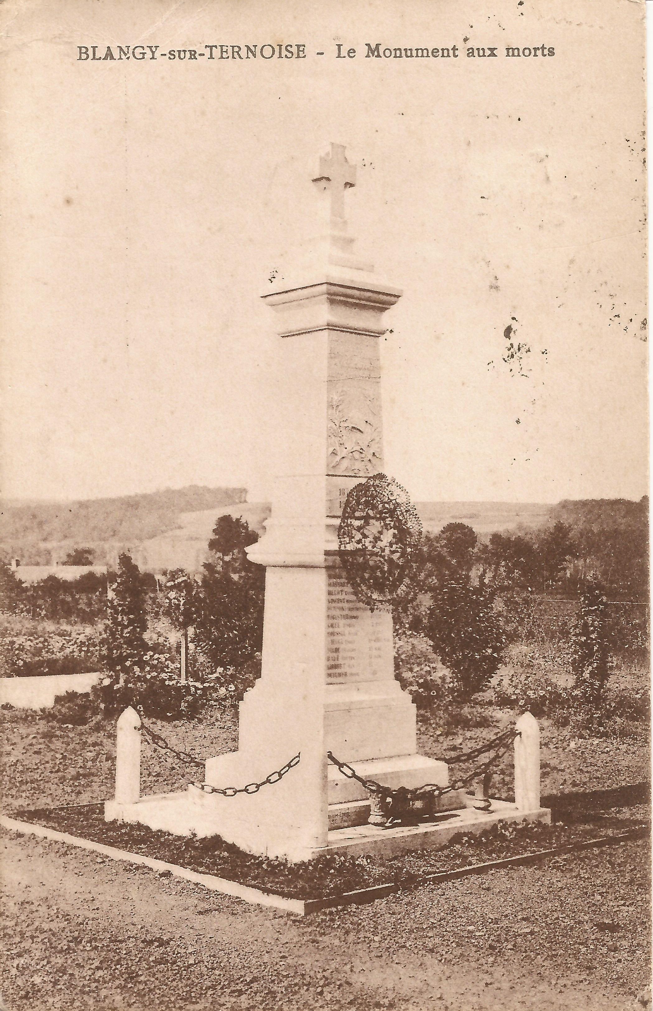 Le Cimetière & Les Calvaires