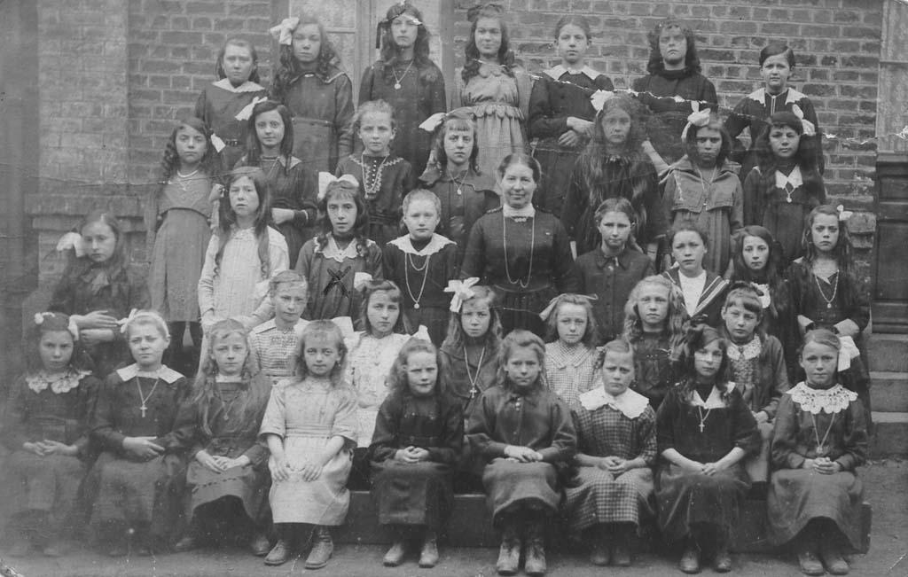 Melle Legrand: Ecole des filles - 1920
