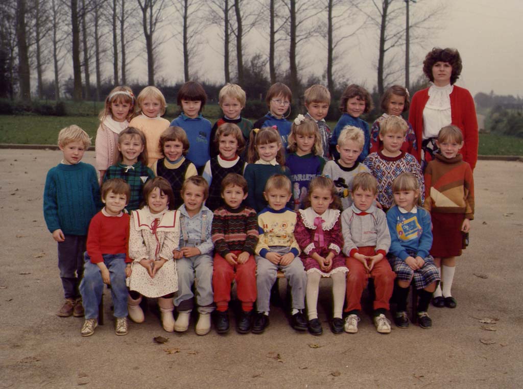 Mme Démarquet: Maternelle : 1987-1988